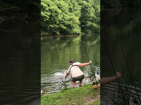 When you leave for 30 seconds after 1 hour of nothing!😅 #fishing #carp #shorts #youtube #carpfishing