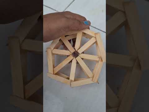 Tenaga listrik dari kincir air