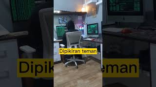liku - liku ketika kerja jadi programmer di rumah #youtubeshorts #shorts #programmer