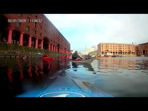 Liverpool Canoe Club 05012020 - Bob Rolling at Albert Dock