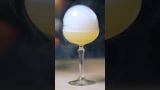 How to make perfect smoke bubble cocktails 🍸 #SmokedCocktails
