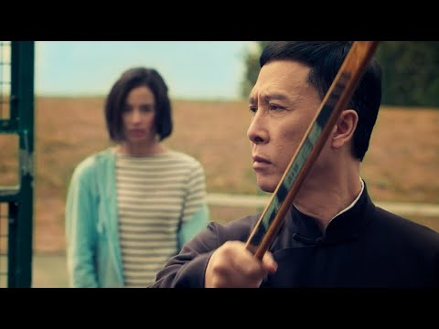 Ip Man Saves a Girl from School Bullies