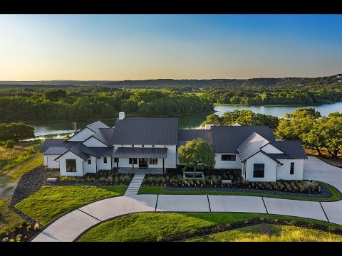 Canyon Lake Custom Home Tour | Brad Moore Builders