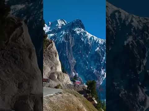 This view of sonmarg Uff 🏔️🥰. #nature #shortsfeed #shorts #shortsvideo #viralshorts #kashmir