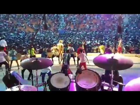 Afrostyle & dj vanny live "COLISEUM" a madagascar le dimanche 26 mars 2017 ABOUDOU