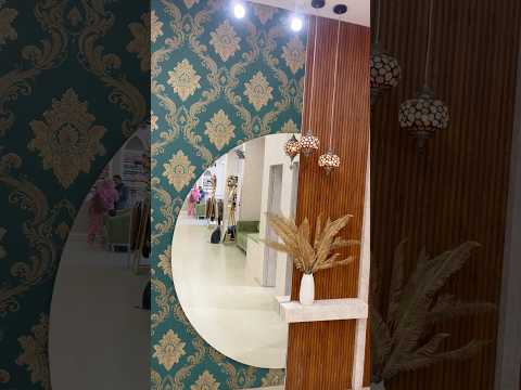 Mirror background wallpaper