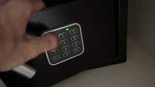 How to Reset & Change Safe Code in 30s - Yale