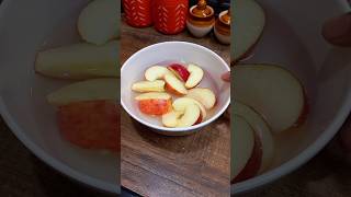 Avoid Browning of Cut 🍎 Apples|#easyhacks #kitchenhacks #applehack #restlessrekha
