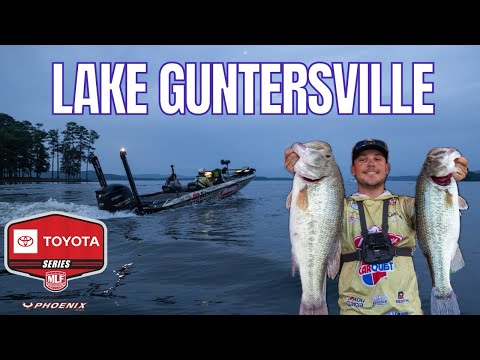 GIANT BASS On My FAVORITE LAKE! (Lake Guntersville Toyota series, 6th place)