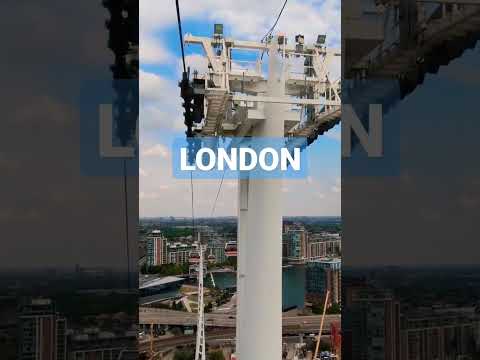 Incredible Views On The London Cable Car!