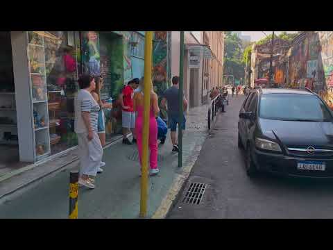 🇧🇷 NIGHTLIFE OF FAVELA ROCINHA BRAZIL 😲