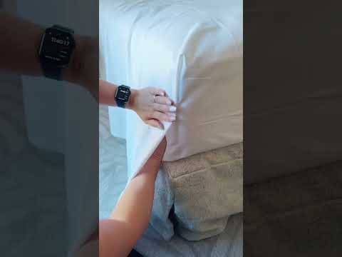 How to fold a flat sheet corner | Sonoro Kate