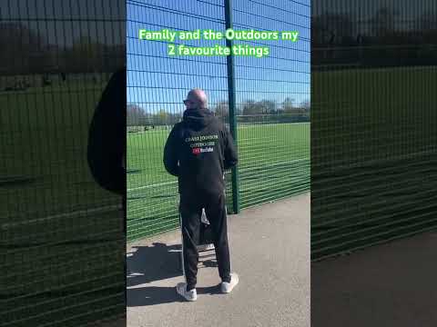 Family and the outdoors 👌⚽️#getoutdoors #family #summeractivities