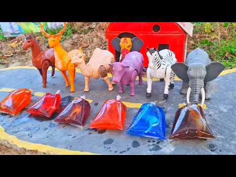 ANIMAL RESCUE MISSION 🚑 Cow Recovery & Colorful Animals Puzzle Matching 🐮 DIY Toy Story & Fun Play