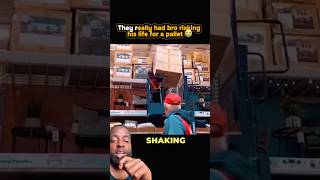 They really had bro risking his life for a pallet 😭#WorkFail #FBLifestyle #CrazyVideo #UnsafeWork