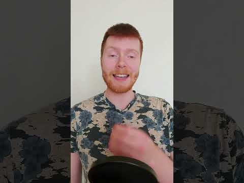 Big YouTuber pretends to understand teleportation