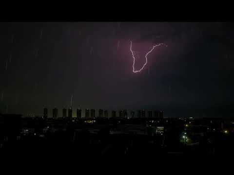 Relax and Sleep Better All Night with Thunder & Rain Sounds for Sleeping - Dark Screen, No Ads