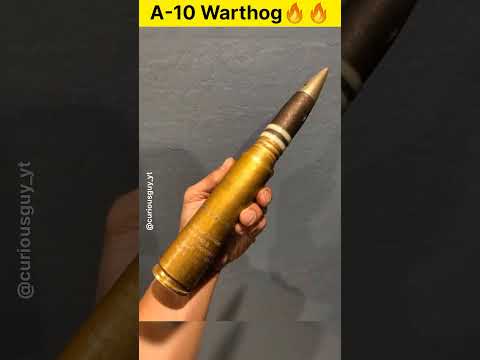 Us fighter jet with worlds most powerful gun a10 thunderbolt