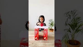 Smiti Ne Kaise Paper Ke Upr Apple 🍎 Rakha Dekho