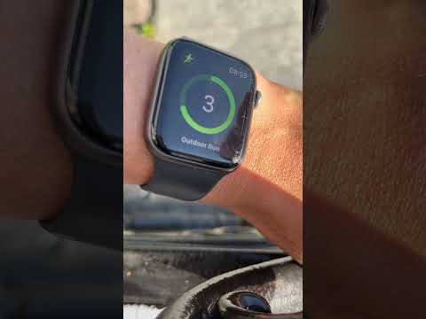 🏃‍♂️ Ready, set, go! Just tapped ‘Outdoor Run’ on my Apple Watch and I’m off!  #applewatch #fitness