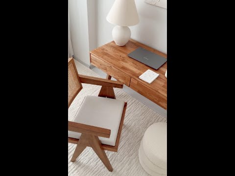 #oakdesk #bohodecor #homedesk #officefurniture #woodfurniture #workspaceinspo #interiordesign #homeo