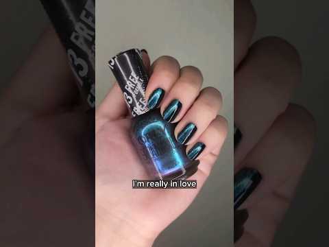 Half and Half Nails 💅🏻