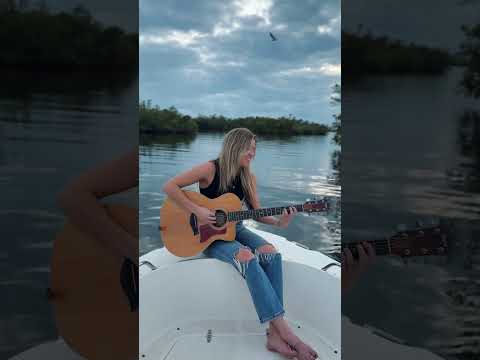“Bottle it Up” - original by Aubrey Wollett #bottleitup #beachsong This song is now available!