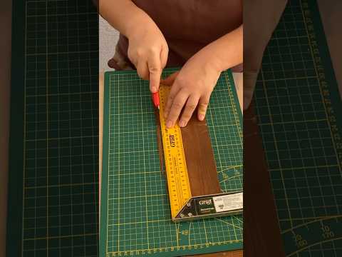 I'm gluing 100 year old veneer👍