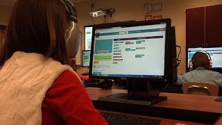 Students Learn Programming During Hour of Code