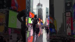 “Grounded in the Stars” Thomas J Price | Times Square, New York City, NY 🍎
