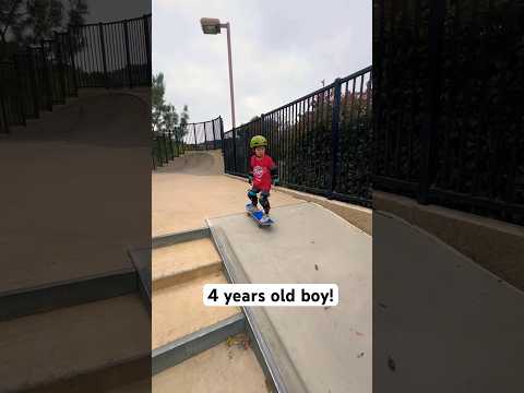 4 years old boy practicing skateboarding!🛹🛹🛹🙌🏻🙌🏻 #4yearold #skateboarding #skater #practice