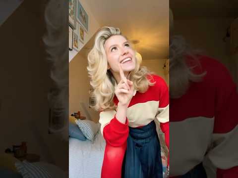 Preppy outfit🏉✨Red tights, pleated skirt & paddingtons coat🧡 #grwm #ootd #outfitideas #style