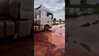 Caminhões ao extremo #brasil #caminhões #truck #caminhão #graneleiro