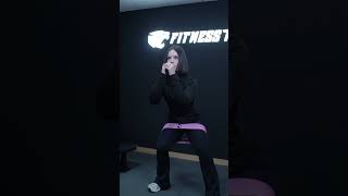 🍑 Que no nos falten las bandas de glúteo #fitnesstech #legday #treninferior #diadepierna #tocapierna