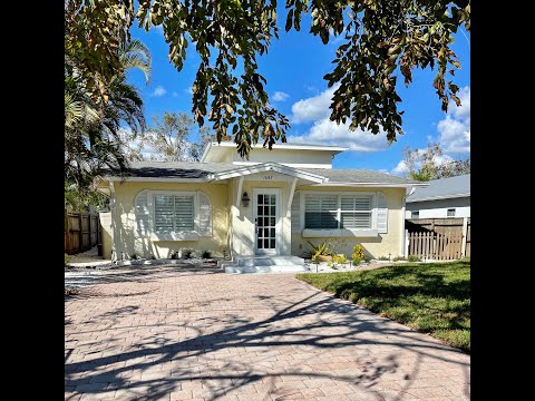 Naples, FL- 4 BEDROOM RENTAL W/ POOL- MINUTES FROM BEACH