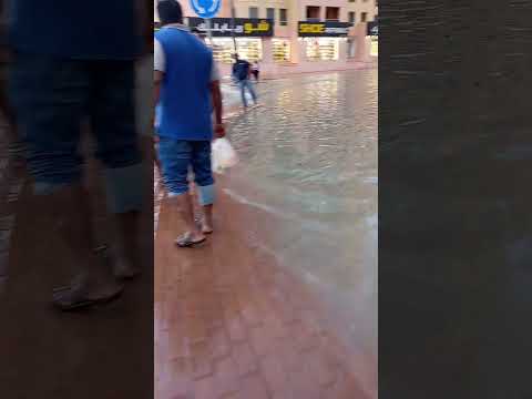flooding in Dubai #dubai