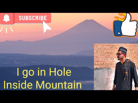 I go hole inside Mountains at Mirpur Khaas in Hindko Language #funny #mountains #viralvideo #comedy