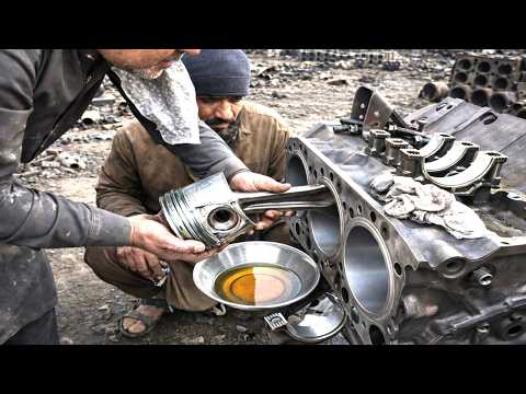 Rarely Seen Workshop Techniques - Pakistani Mechanics Build Truck Engines