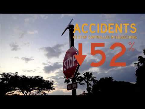 TS45 Flashing LED Edge Lit Stop Sign (R1-1)