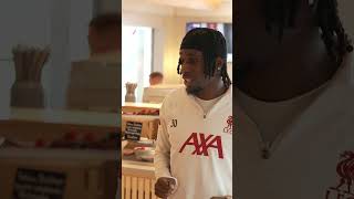 😂 Konate and Frimpong causing chaos at breakfast
