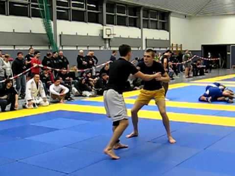 Claudio Laas vs Ioannis Antonopoulos
