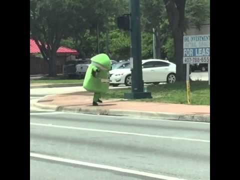 Vine-dancing green penis