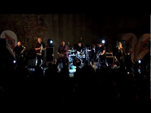 Surf Music, Bambi Molesters - "Latinia" @ Surfer Joe Festival 2011