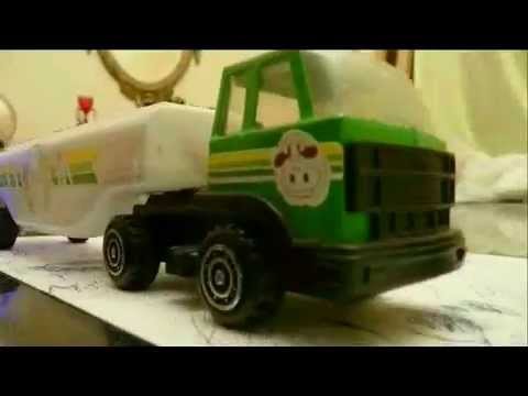 TRUCK, Walid Elsawi, 2011 (experimental)