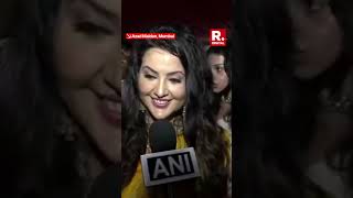 Amruta Fadnavis Expresses Joy as Devendra Takes Oath as Maharashtra CM For The Third Time