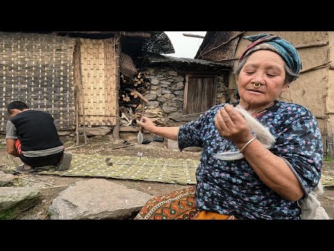 Peaceful Life of a Couple in the Himalayan Hills