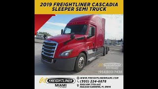 2019 FREIGHTLINER CASCADIA SLEEPER SEMI TRUCK
