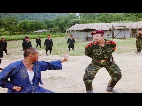 Matthias Hues overlooks a Chinese captive, but gets destroyed in the end.