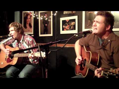 Brian Mackey - Bluebird Cafe - Nashville - "Tennessee" + "Painted Red" with Sam Ashworth