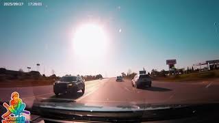 Merging onto the freeway 🛣️ 📍 Michigan 🇺🇸 #lifeinamerica #practicedriving #studentdriver #freeway🛣️ 
